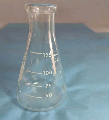 125 ml No 4980 Stopper No 5 Graduated Glass Erlenmeyer Flask.  Pyrex USA